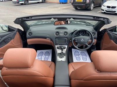 Lot 69 - 2007 Mercedes-Benz SL 350