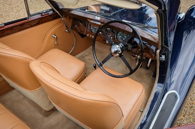 Lot 44 - 1951 Jaguar MK V 3.5-Litre Drophead Coupe