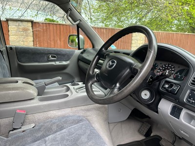 Lot 96 - 1999 Mazda Bongo V6