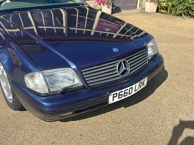 Lot 46 - 1996 Mercedes-Benz SL 320