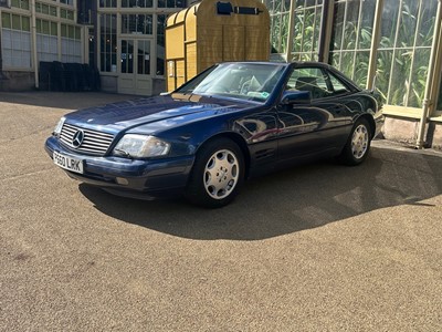 Lot 46 - 1996 Mercedes-Benz SL 320