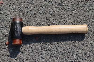 Lot 22 - 1965 MG B Roadster