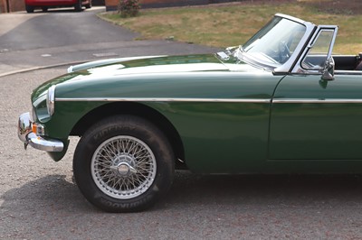 Lot 22 - 1965 MG B Roadster