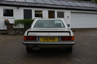 Lot 9 - 1986 Mercedes-Benz 500 SL