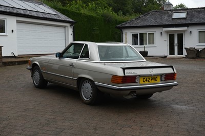 Lot 9 - 1986 Mercedes-Benz 500 SL