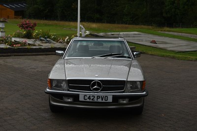 Lot 9 - 1986 Mercedes-Benz 500 SL