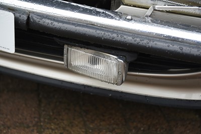 Lot 9 - 1986 Mercedes-Benz 500 SL