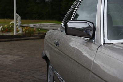 Lot 9 - 1986 Mercedes-Benz 500 SL