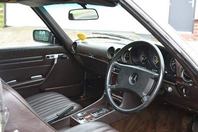 Lot 9 - 1986 Mercedes-Benz 500 SL