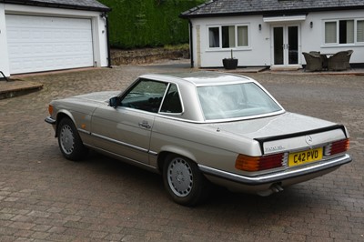 Lot 9 - 1986 Mercedes-Benz 500 SL