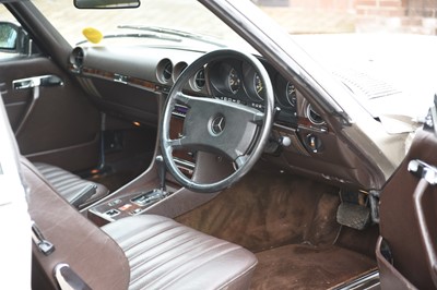 Lot 9 - 1986 Mercedes-Benz 500 SL