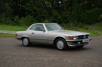 Lot 9 - 1986 Mercedes-Benz 500 SL