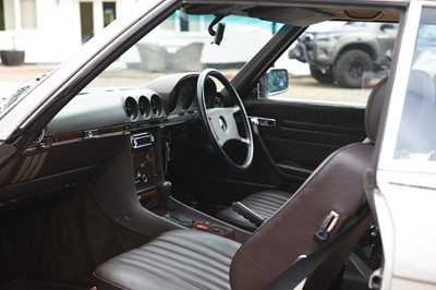 Lot 9 - 1986 Mercedes-Benz 500 SL