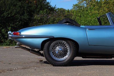Lot 260 - 1961 Jaguar E-Type Series I 3.8 Roadster
