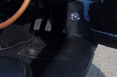 Lot 260 - 1961 Jaguar E-Type Series I 3.8 Roadster