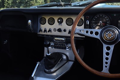 Lot 260 - 1961 Jaguar E-Type Series I 3.8 Roadster