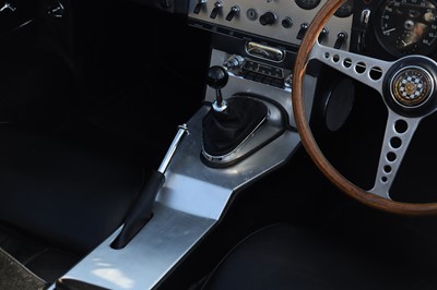 Lot 260 - 1961 Jaguar E-Type Series I 3.8 Roadster