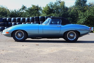 Lot 260 - 1961 Jaguar E-Type Series I 3.8 Roadster