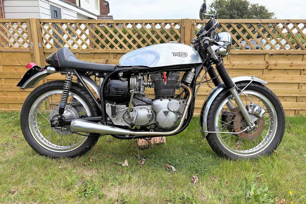 Lot 214 - 1959 Triton