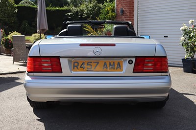 Lot 64 - 1997 Mercedes-Benz SL320