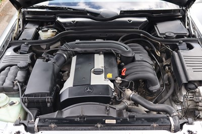 Lot 64 - 1997 Mercedes-Benz SL320