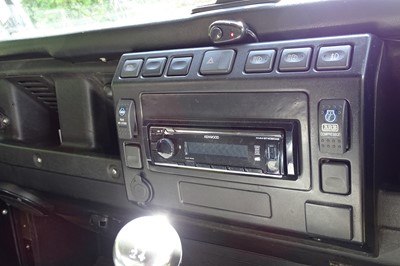 Lot 39 - 1987 Land Rover Defender