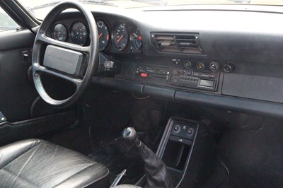 Lot 233 - 1989 Porsche 911 Carrera 3.2 Coupe