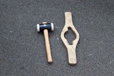 Lot 15 - 1961 Jaguar MkII Saloon