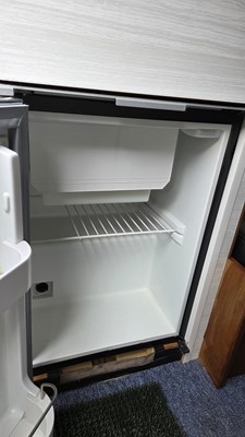 Lot 71 - 1971 Land Rover Series IIA 'Searle Carawagon'