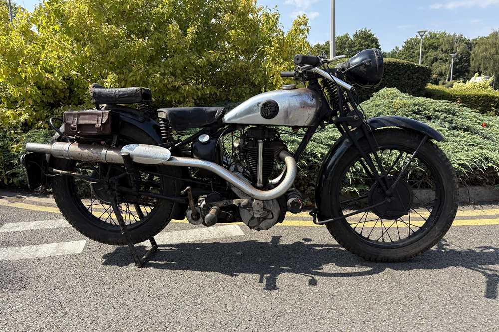 Lot 373 - 1934 Levis A2