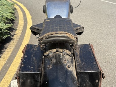 Lot 373 - 1934 Levis A2