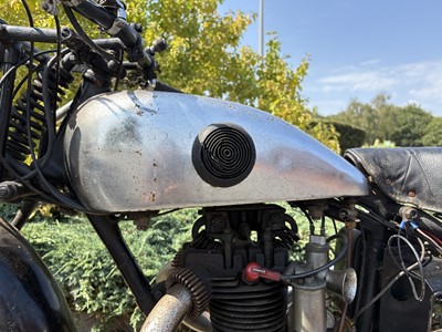 Lot 373 - 1934 Levis A2