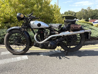 Lot 373 - 1934 Levis A2