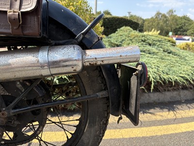 Lot 373 - 1934 Levis A2