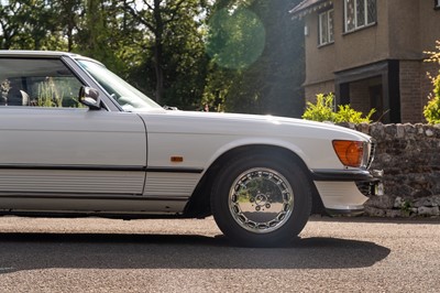 Lot 224 - 1988 Mercedes-Benz 420 SL