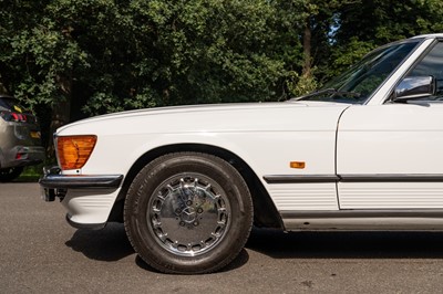 Lot 224 - 1988 Mercedes-Benz 420 SL