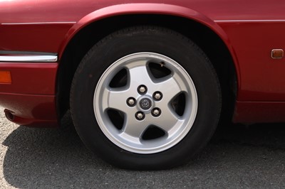 Lot 148 - 1993 Jaguar XJS 6.0 V12