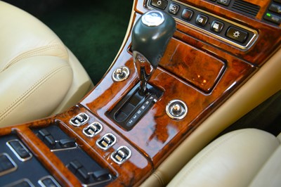 Lot 235 - 2000 Bentley Arnage Red Label