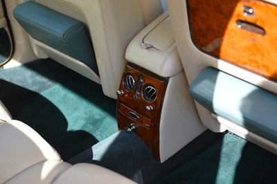 Lot 235 - 2000 Bentley Arnage Red Label