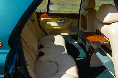 Lot 235 - 2000 Bentley Arnage Red Label