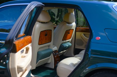 Lot 235 - 2000 Bentley Arnage Red Label