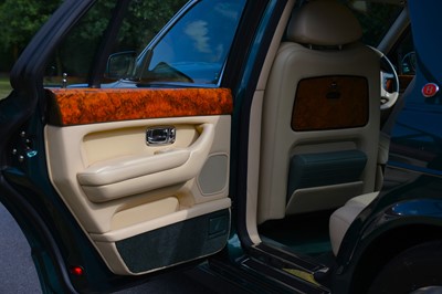 Lot 235 - 2000 Bentley Arnage Red Label