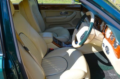 Lot 235 - 2000 Bentley Arnage Red Label