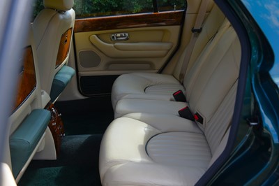 Lot 235 - 2000 Bentley Arnage Red Label