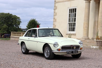 Lot 238 - 1968 MG C GT