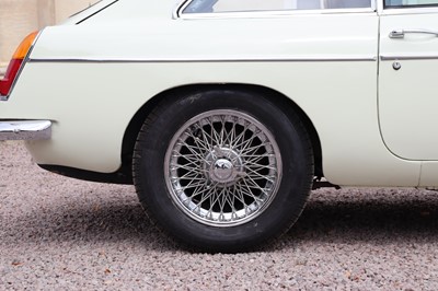Lot 238 - 1968 MG C GT
