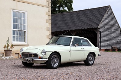Lot 238 - 1968 MG C GT