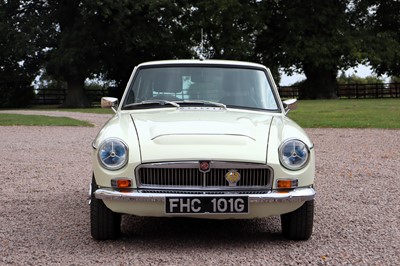 Lot 238 - 1968 MG C GT