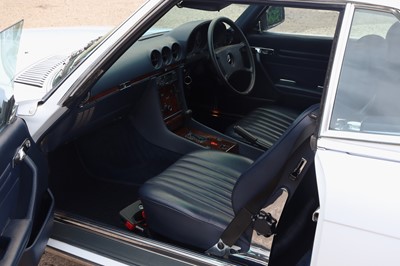 Lot 263 - 1989 Mercedes-Benz 420SL