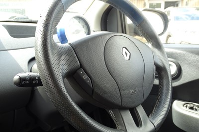 Lot 100 - 2011 Renault Twingo RS Gordini series